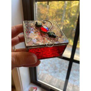 Vintage Red Stained Glass Jewelry Trinket Box With Embossed Lid & Decorative Acc